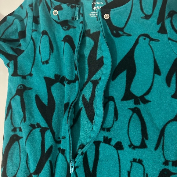 Carters Penguin Footed Pajamas, Size: 4T - Picture 4 of 4